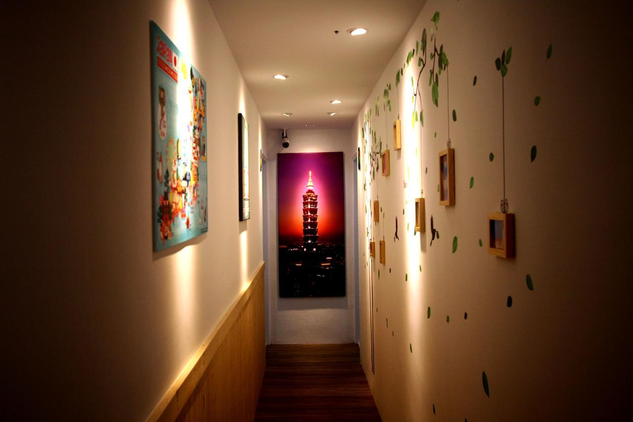 Hostel Color House Taichung Exterior foto