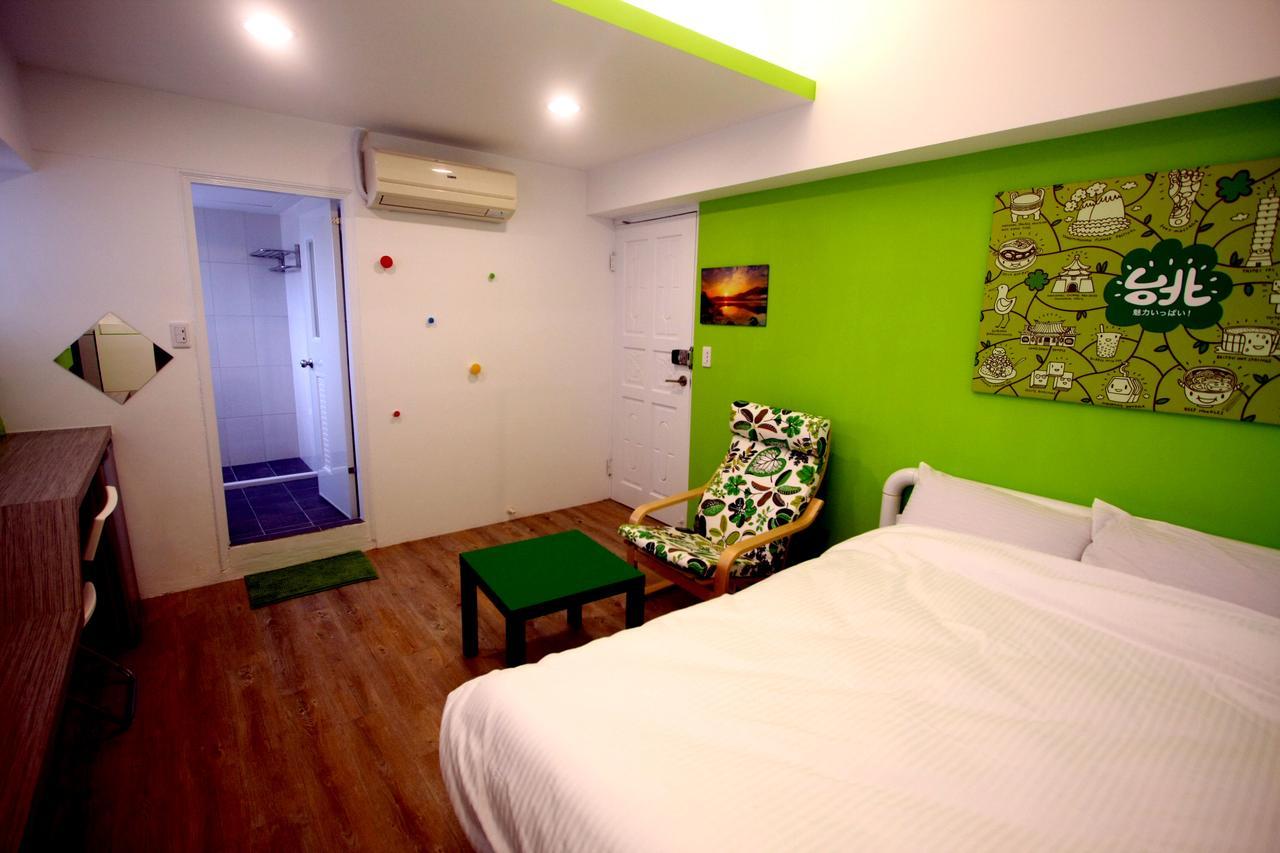 Hostel Color House Taichung Zimmer foto